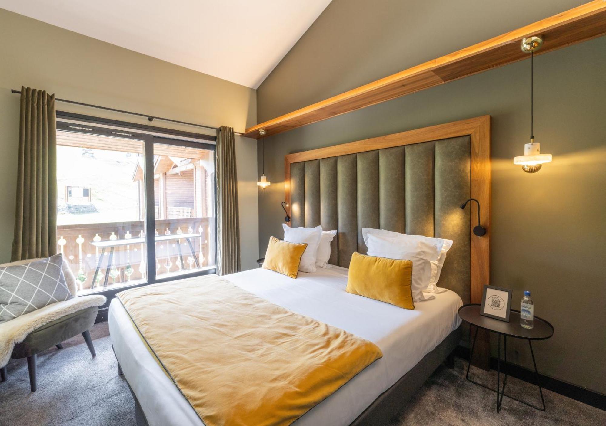 Fahrenheit Seven Courchevel Hotel Exterior foto