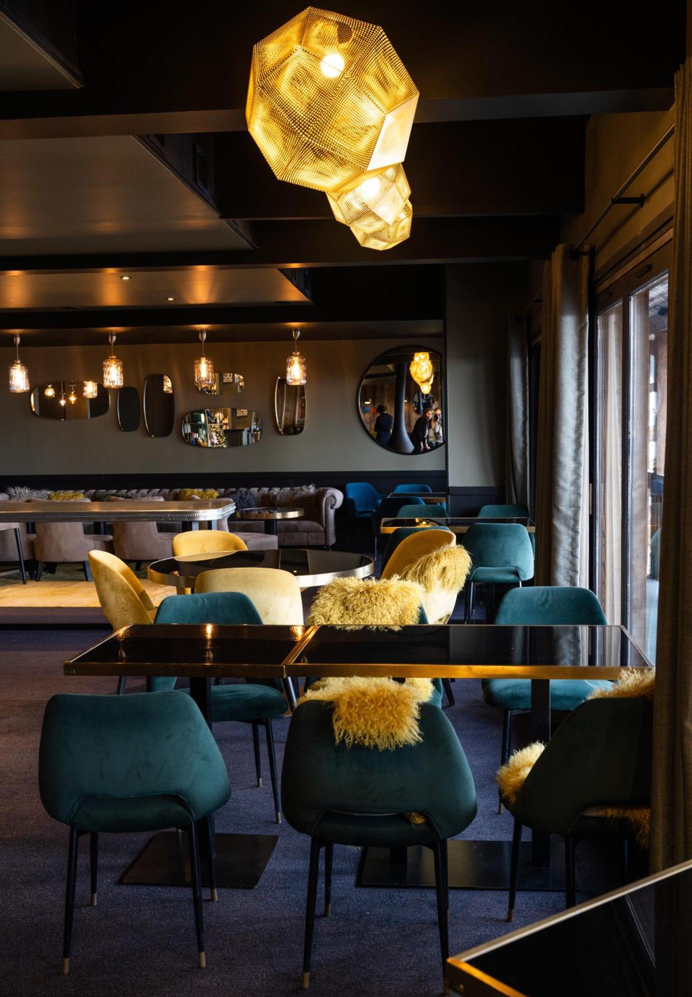 Fahrenheit Seven Courchevel Hotel Exterior foto