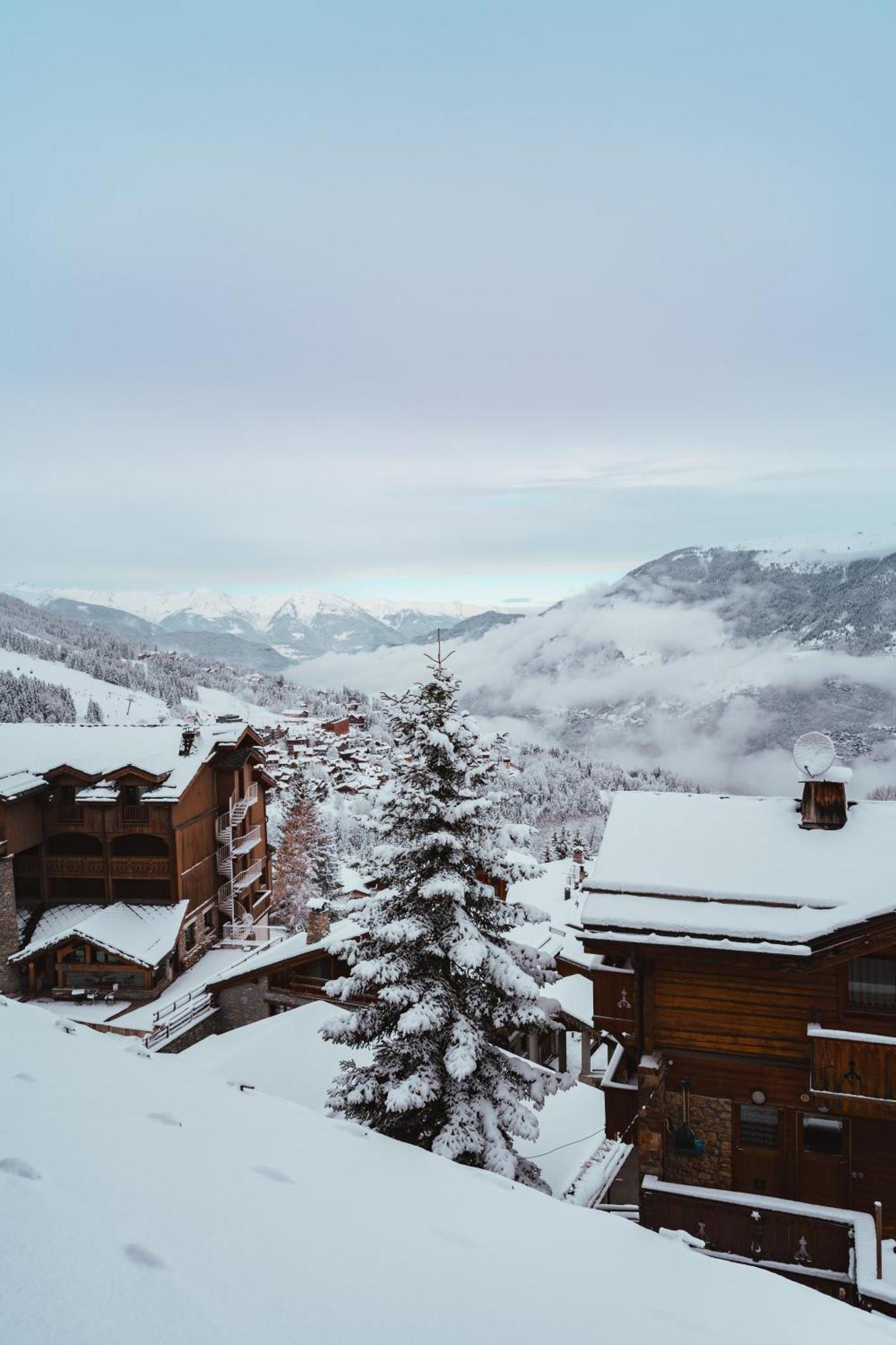 Fahrenheit Seven Courchevel Hotel Exterior foto